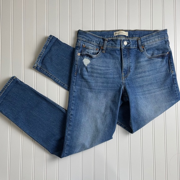 GAP Denim - GAP Distressed Real Straight Jeans Size 29